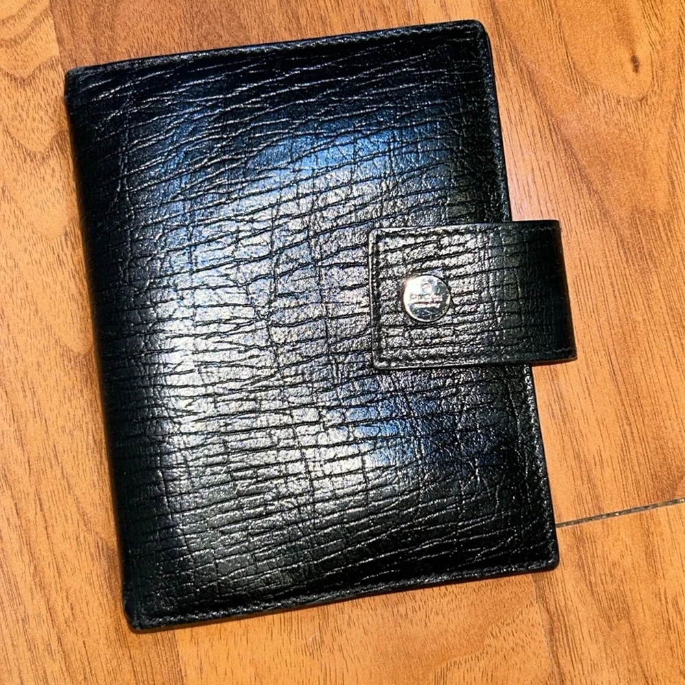 Authentic Gucci ✨Super Rare✨ Leather Agenda